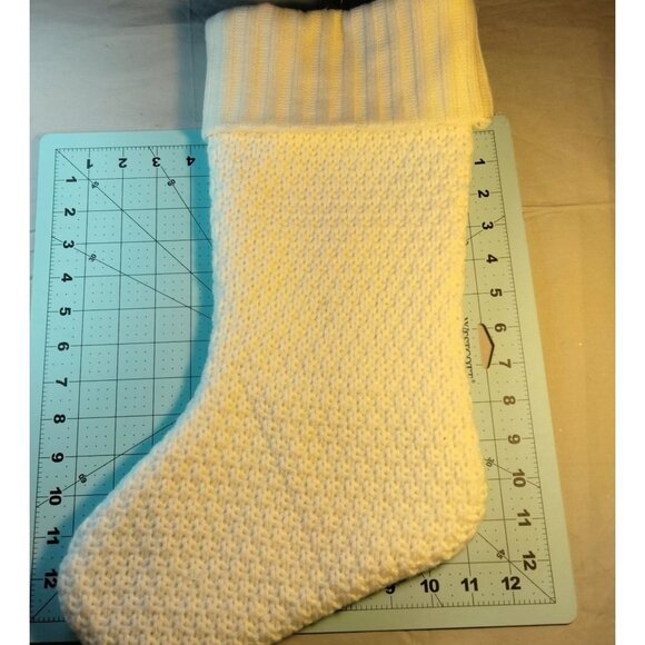 Initial Letter L Christmas Stocking Knit white red - Picture 3 of 3